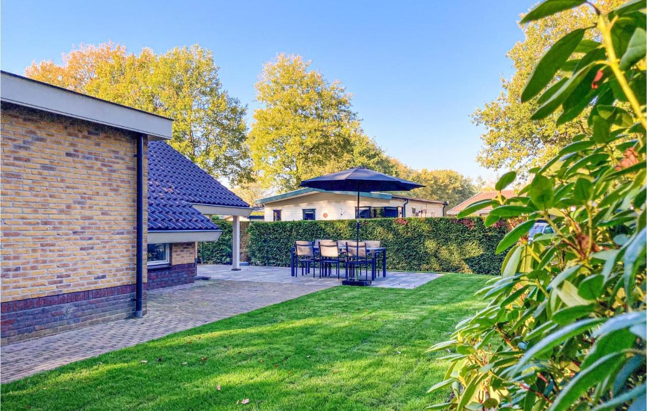 Nice Home In Putten With Kitchen Exterior photo